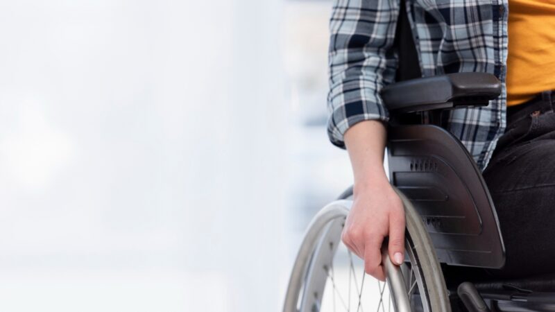 Szeroko dostępna technologia dla osób z niepełnosprawnościami: Ministerstwo Rodziny i Polityki Społecznej otwiera ogólnopolską wypożyczalnię