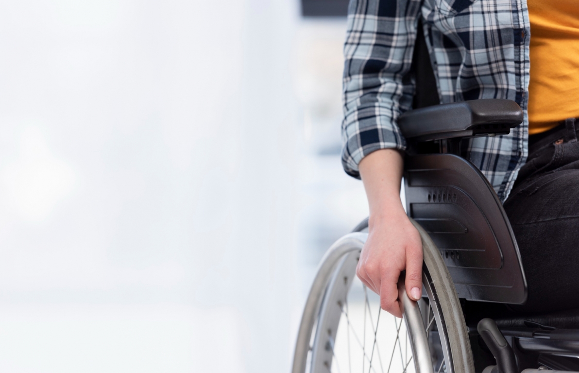 Szeroko dostępna technologia dla osób z niepełnosprawnościami: Ministerstwo Rodziny i Polityki Społecznej otwiera ogólnopolską wypożyczalnię