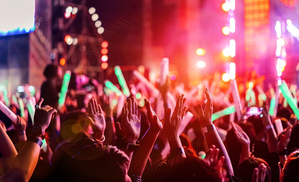 Czesław Mozil zaprasza na wyjątkowy koncert w Ełku podczas I Festiwalu Słowa i Muzyki