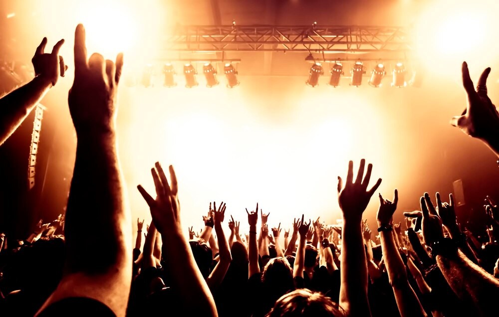 Dwa Sławy w Ełku: Piątkowy koncert, którego nie możesz przegapić!