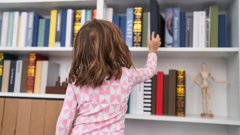 Ełk świętuje Dzień Edukacji Narodowej z nagrodami dla nauczycieli