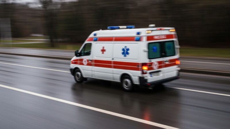 Blokady przed garażami OSP: realne zagrożenie dla mieszkańców