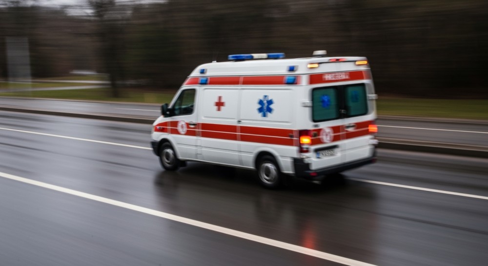 Blokady przed garażami OSP: realne zagrożenie dla mieszkańców