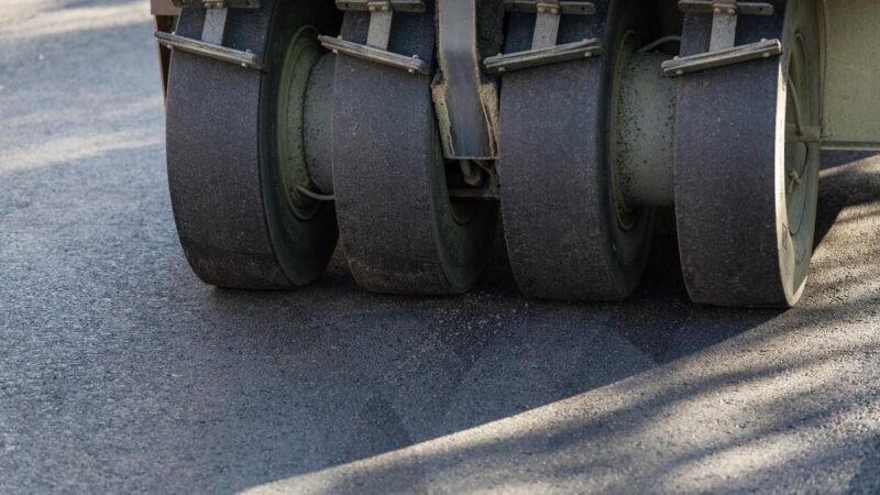 Przebudowa ulicy Sikorskiego zakończona – nowe ronda i ścieżki rowerowe w Ełku!