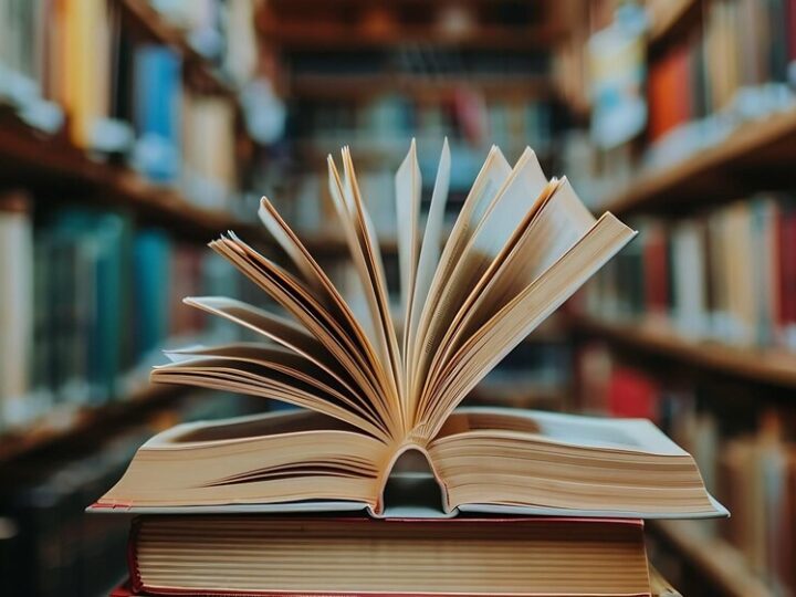 Świąteczne godziny otwarcia biblioteki – sprawdź zmiany!