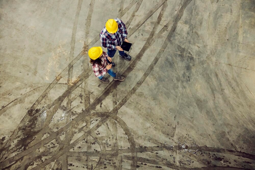 Nowy podjazd w Ełku: Ułatwienia dla osób z niepełnosprawnościami w SOS-W
