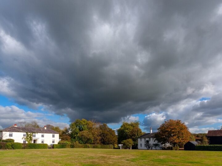 Oblodzenie dróg i chodników – ostrzeżenie IMGW dla Ełku
