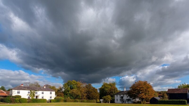 Oblodzenie dróg i chodników – ostrzeżenie IMGW dla Ełku