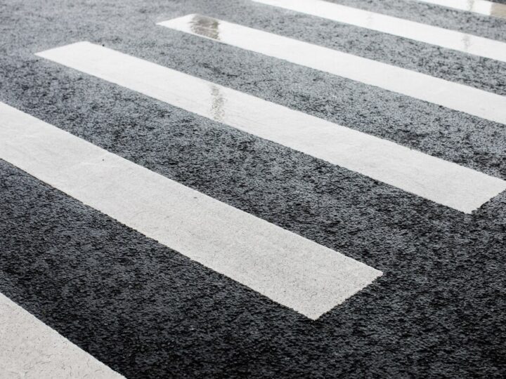 Bezpieczeństwo na drogach: Policja w akcji „NURD” w Warmii i Mazurach