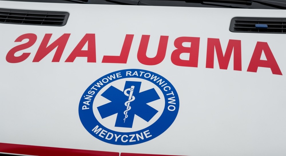 Heroiczne ratowanie tonącego w Pieniężnie przez policjanta i mieszkańców