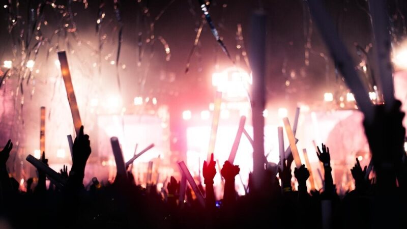 Ełk w rytmie kultury: muzyka i filmowe nowości!