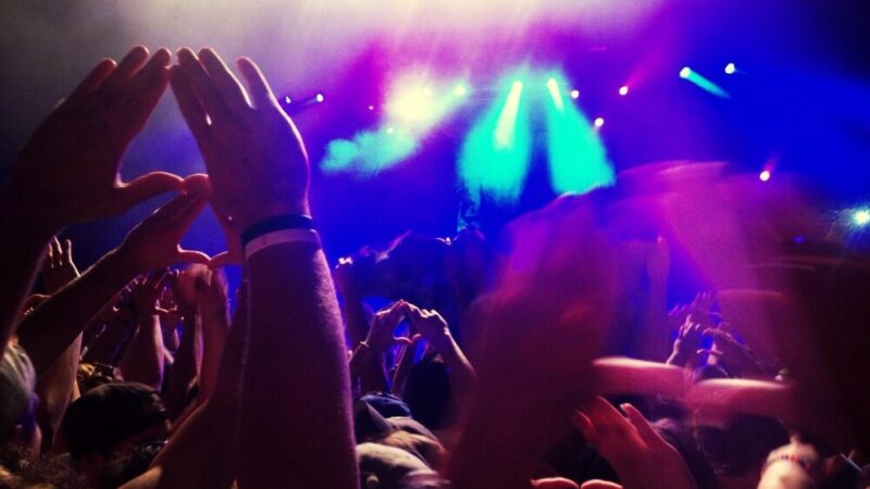 Młode talenty kabaretowe, czas na rywalizację! Zgłoś się do 31. Mazurskiego Lata Kabaretowego!