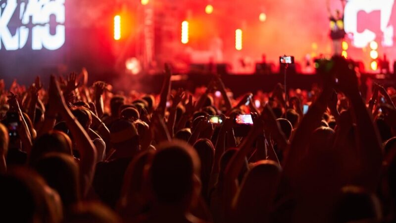 Miłość czy nienawiść? Odkryj tajemnice w filmie „Drama” w Ełku