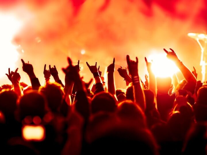 Muzyczne przebojowe wieczory na tarasie ECK – trzeci koncert już 19 sierpnia!