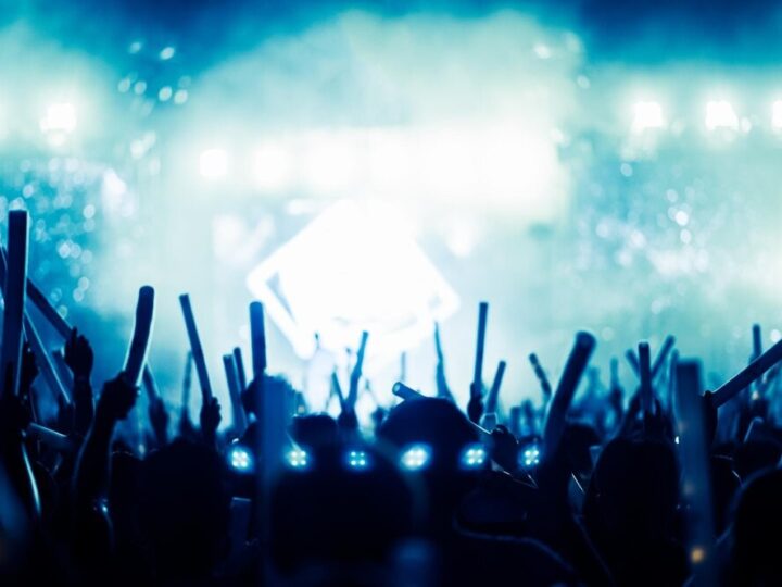 Ełk zaprasza na Silent Disco: wybierz muzykę i tańcz do białego rana!