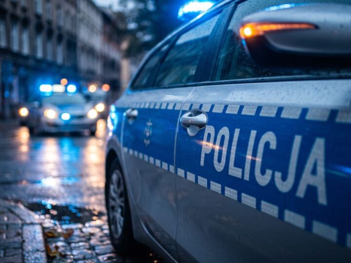 51-latek stracił prawie 2 tysiące złotych na fałszywych oponach w internecie
